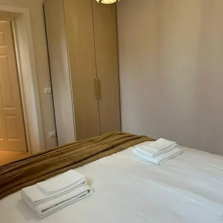 Serena's Tourist Apartment Parma